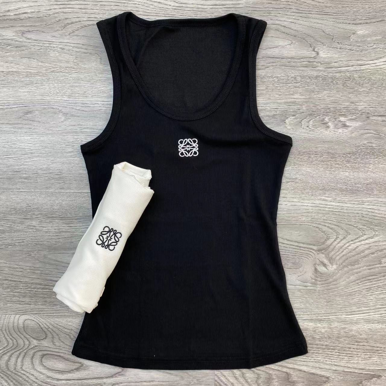 White Embroidered Women's Cotton Sports Vest with Headband